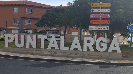 el Centro Comercial Punta Larga