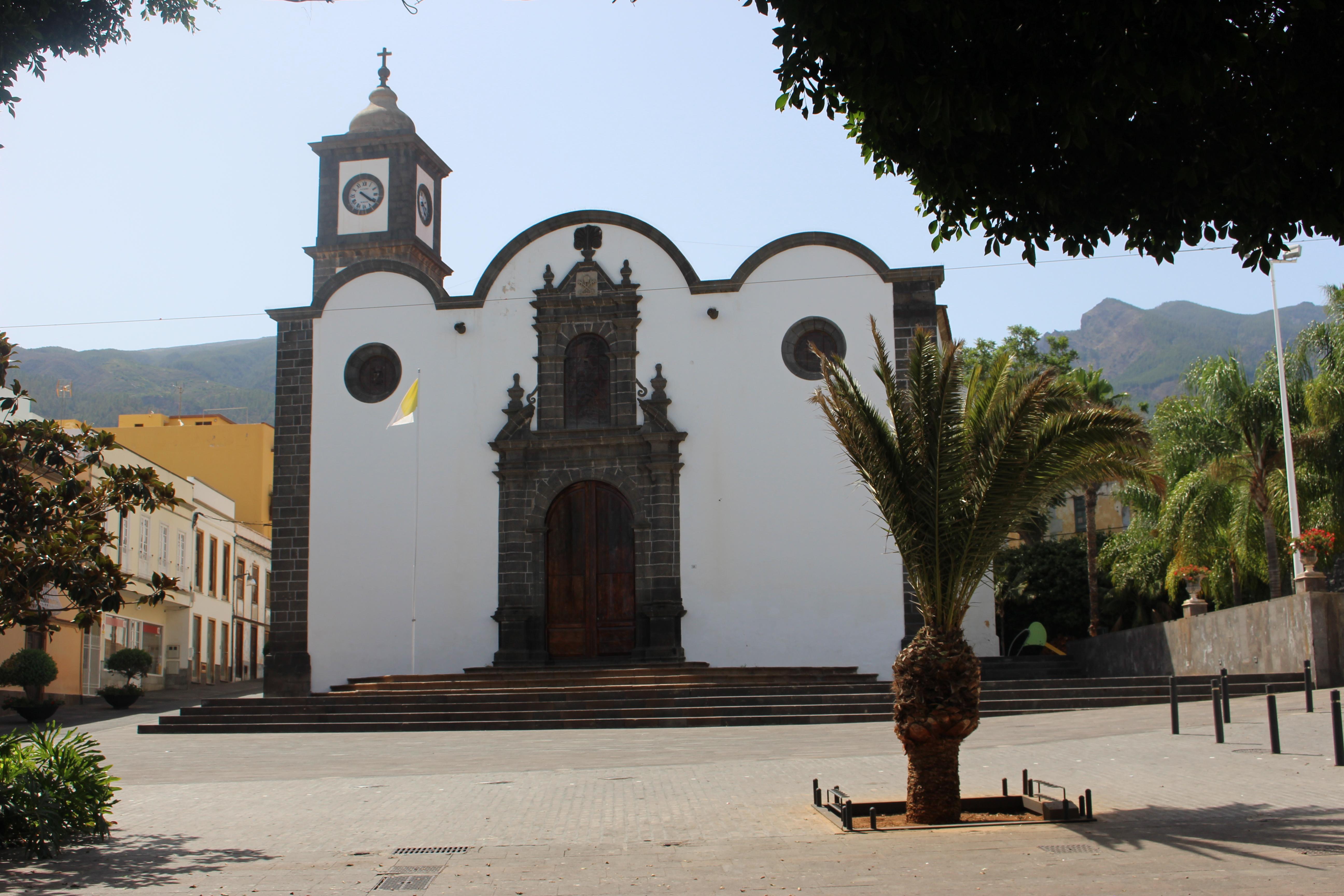 Iglesia de San Pedro Apostol